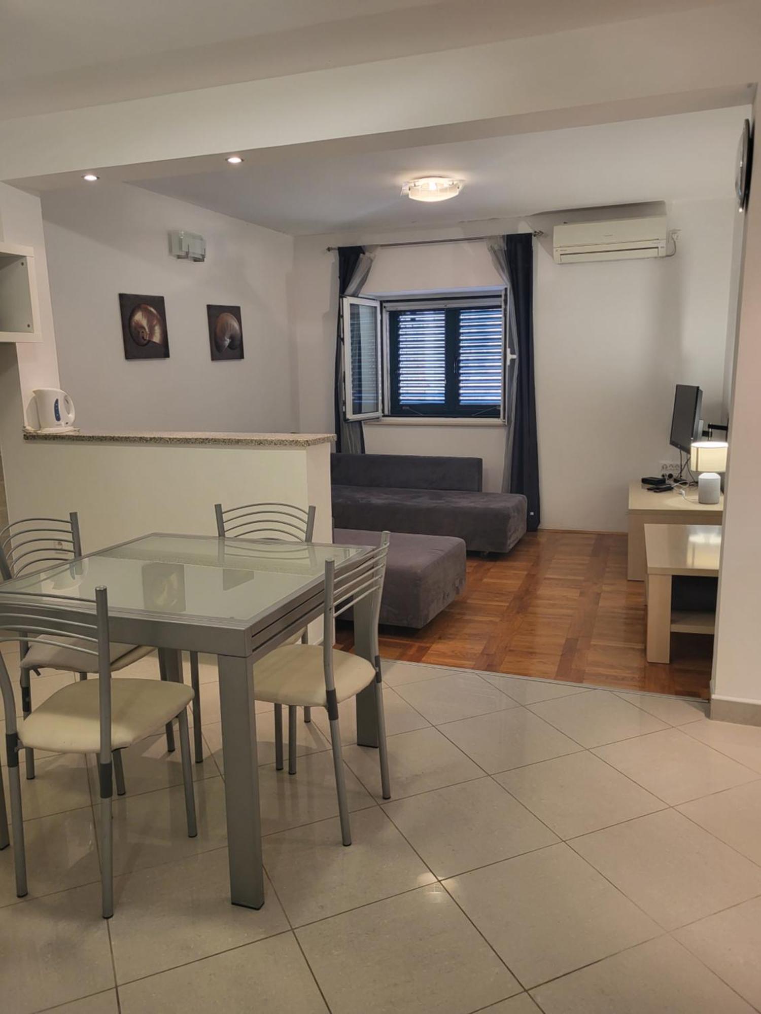 Apartament Guest Accomodation Zura Skradin Zewnętrze zdjęcie