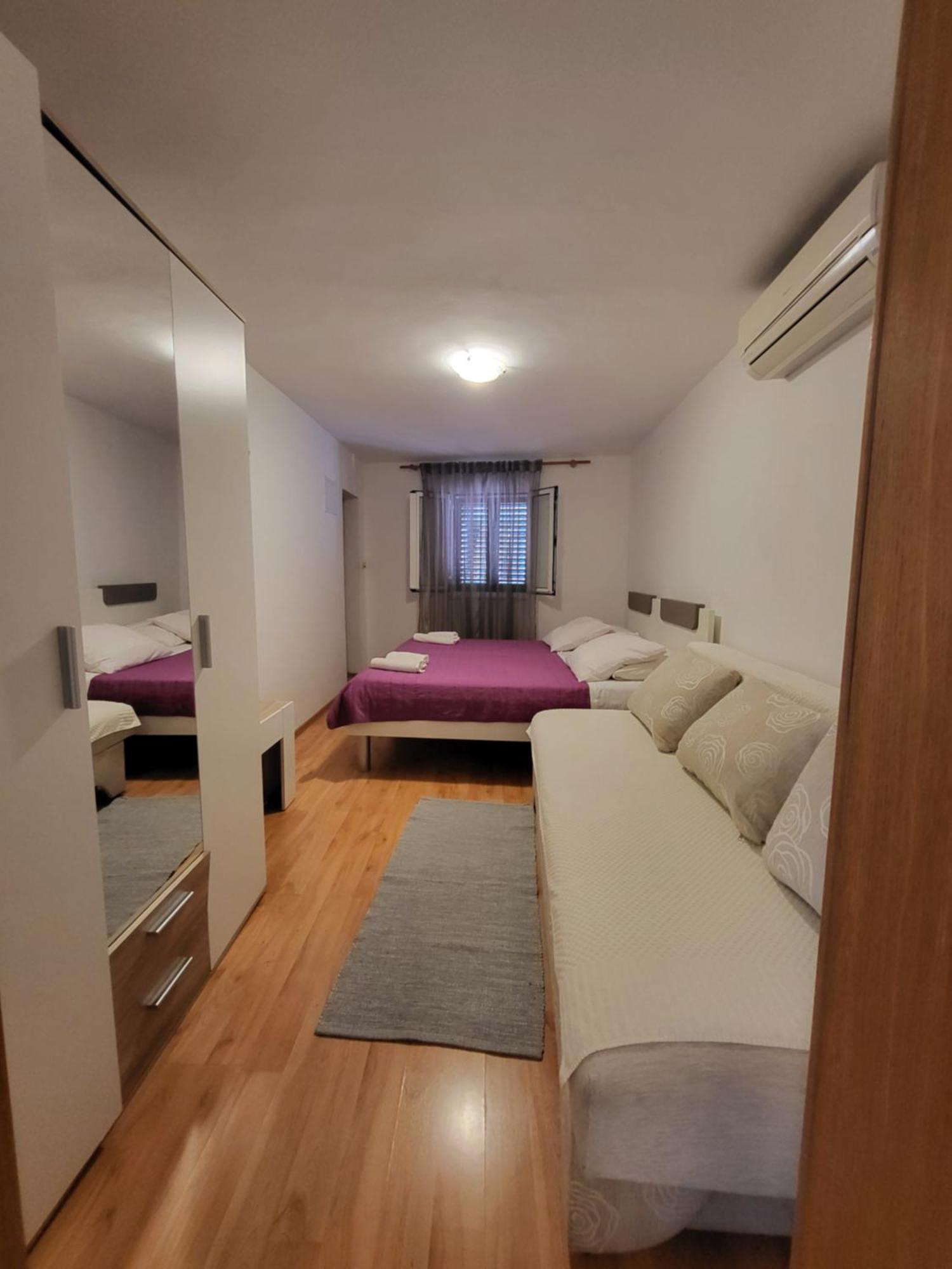 Apartament Guest Accomodation Zura Skradin Zewnętrze zdjęcie