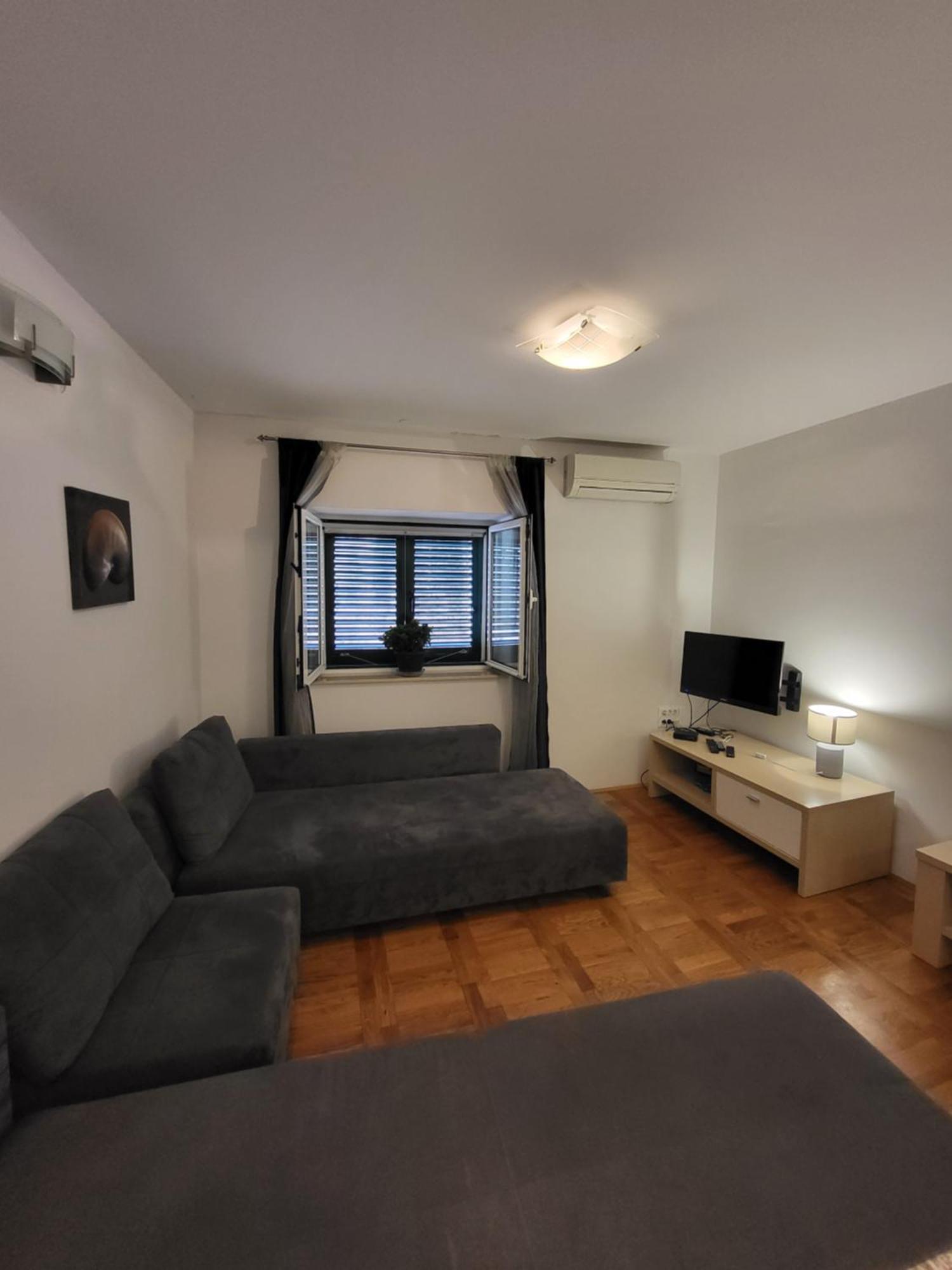 Apartament Guest Accomodation Zura Skradin Zewnętrze zdjęcie